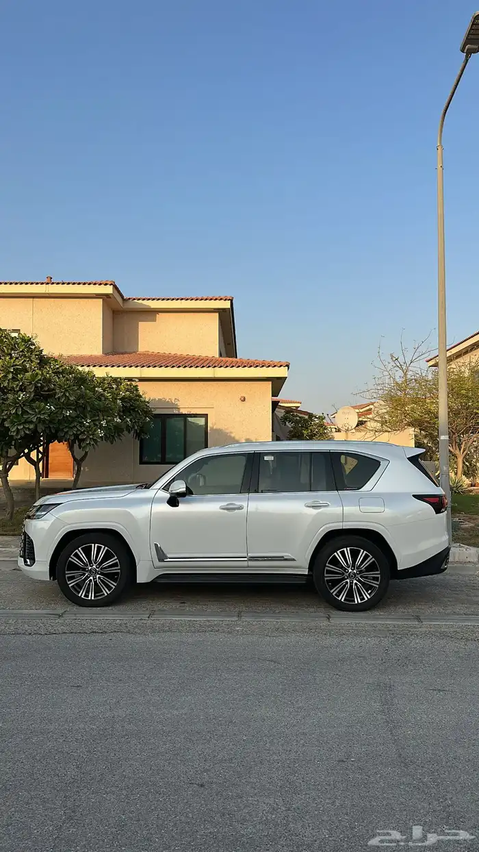 لكزس LX600 BB 2023 7