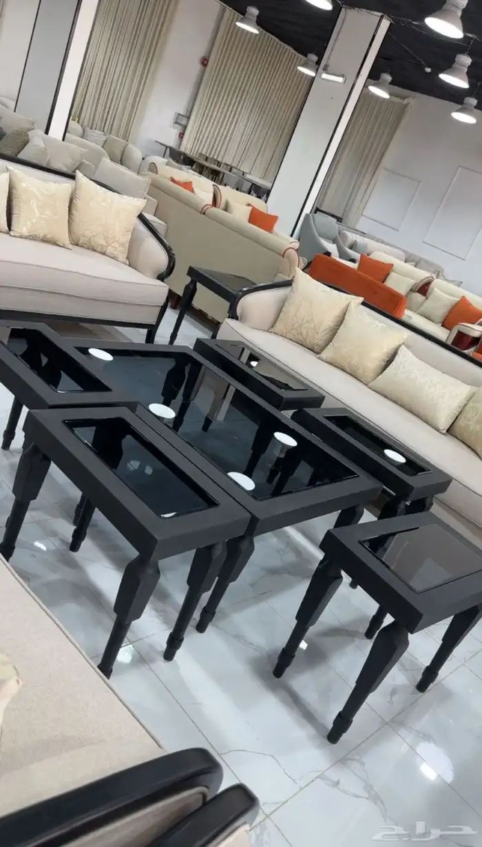 طاولات تفصيل حسب طلب 0