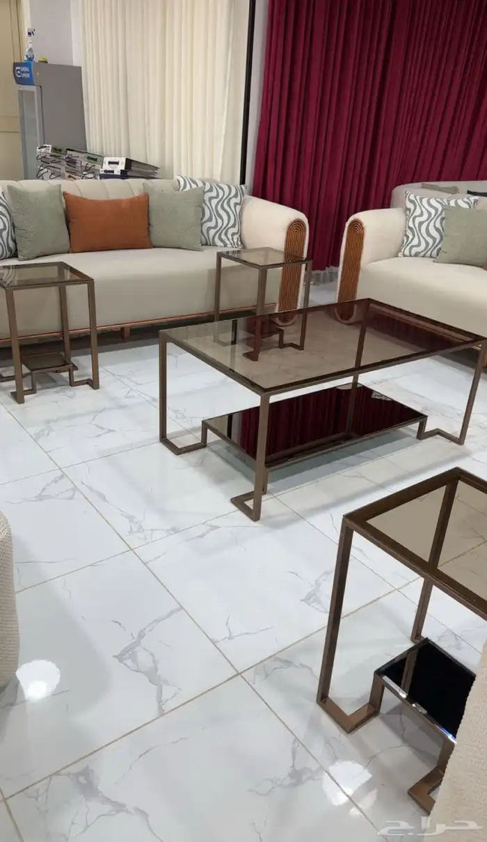 طاولات تفصيل حسب طلب 3