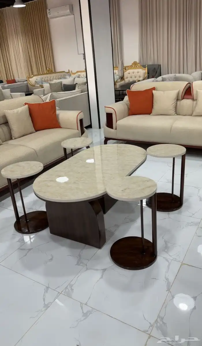 طاولات تفصيل حسب طلب 6