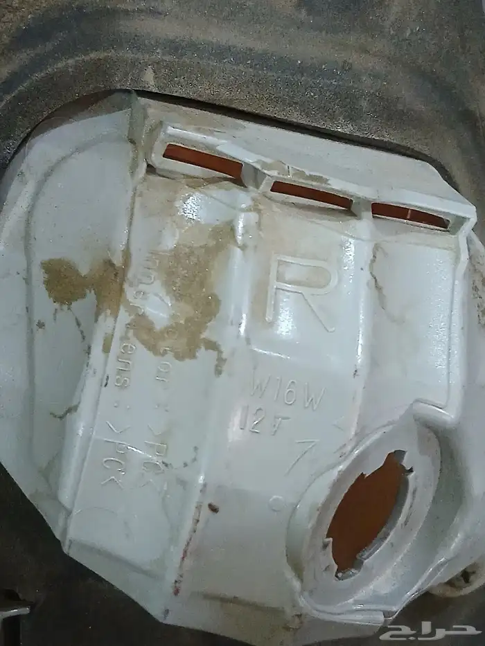 اسطبات تركب على شنطة الكورولا 3