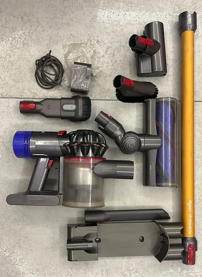 مكنسة دايسون v8 نظيفة 0