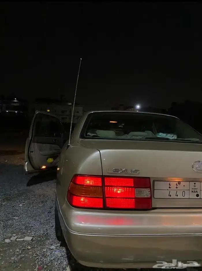 لكزس LS400 موديل 99 14