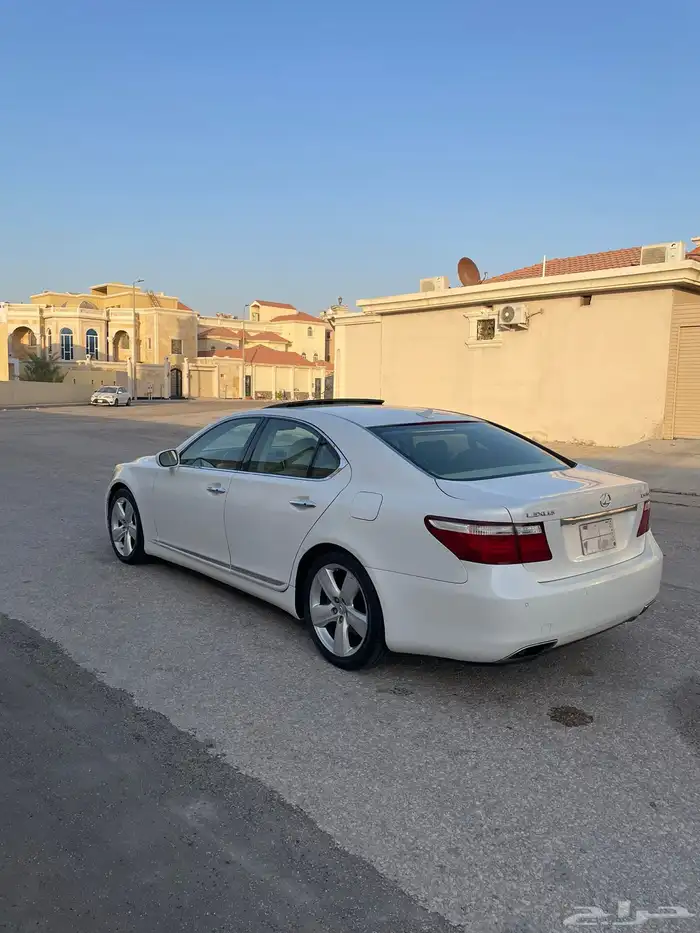 لكزس 2009 6