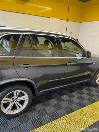 BMW X5 10 year edition 2010 بي ام دبليو اكس فايف index