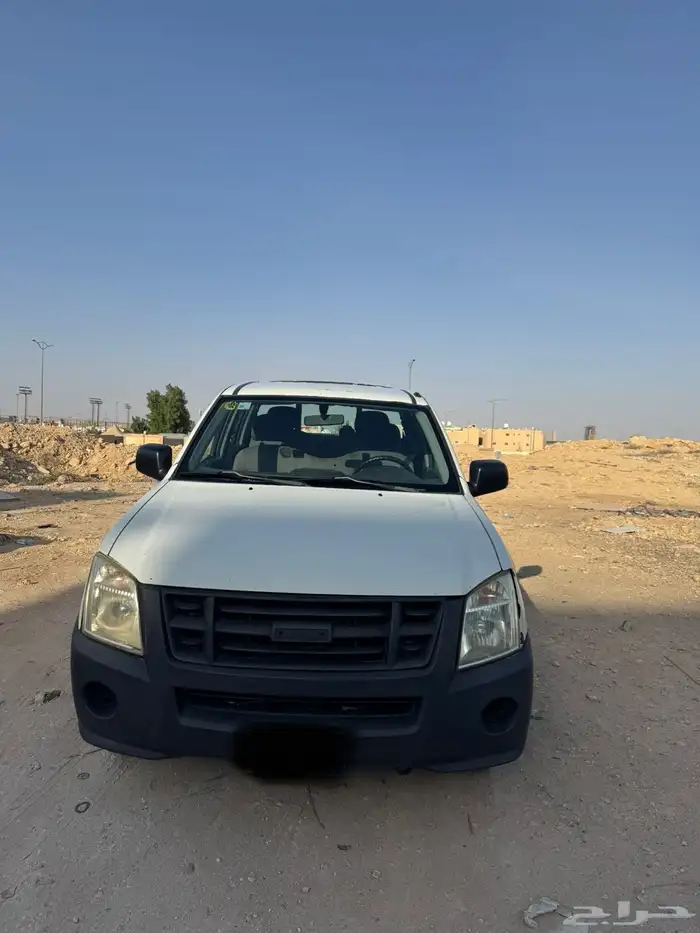 ايسوزو 2008 نظيف للبيع 1