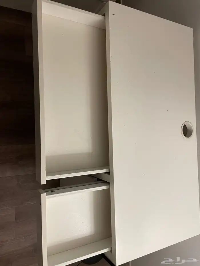 طاولة للبيع 4