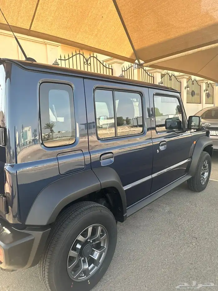 سوزوكي جمني 2025 7