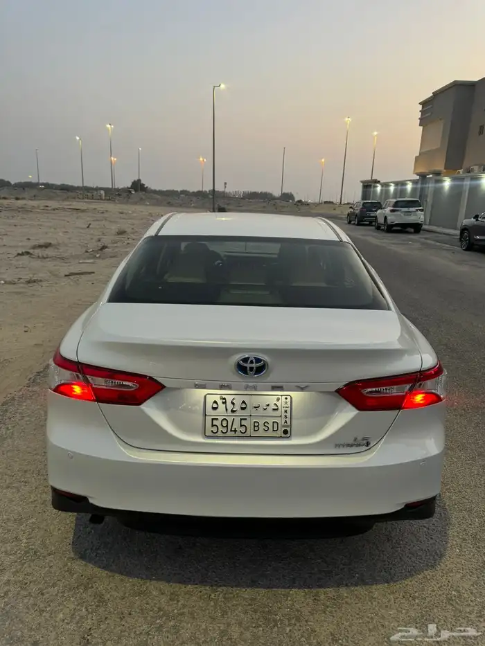 كامري هايبرد 2018 9