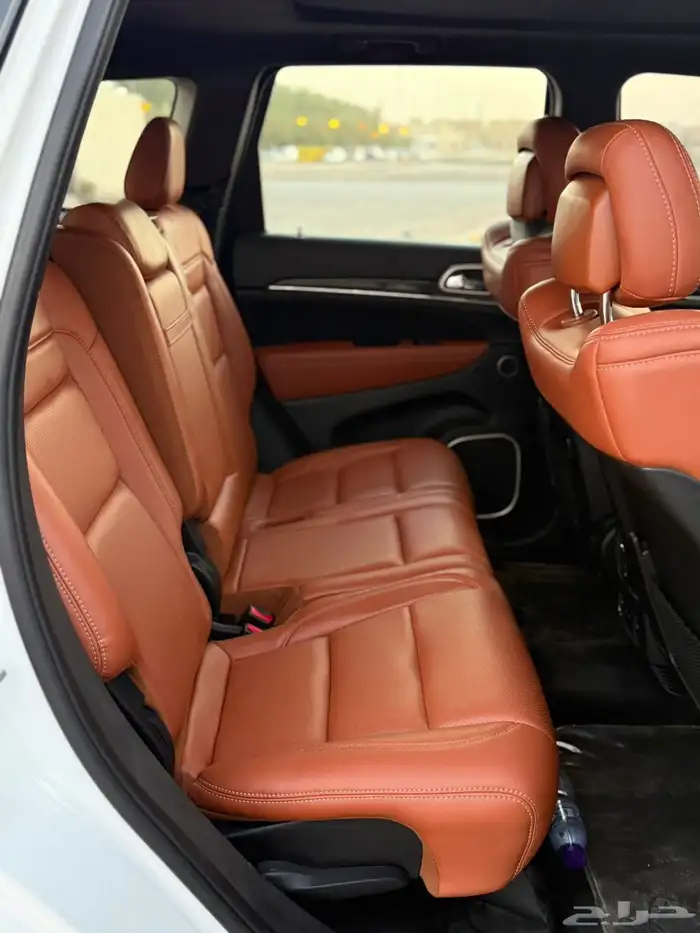 للبيع شروكي 2014 SRT نظيف 8