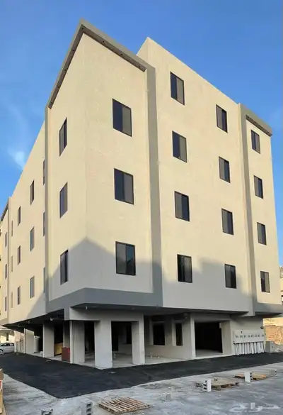 عماره بالكامل للايجار في الثقبه Building for rent 0