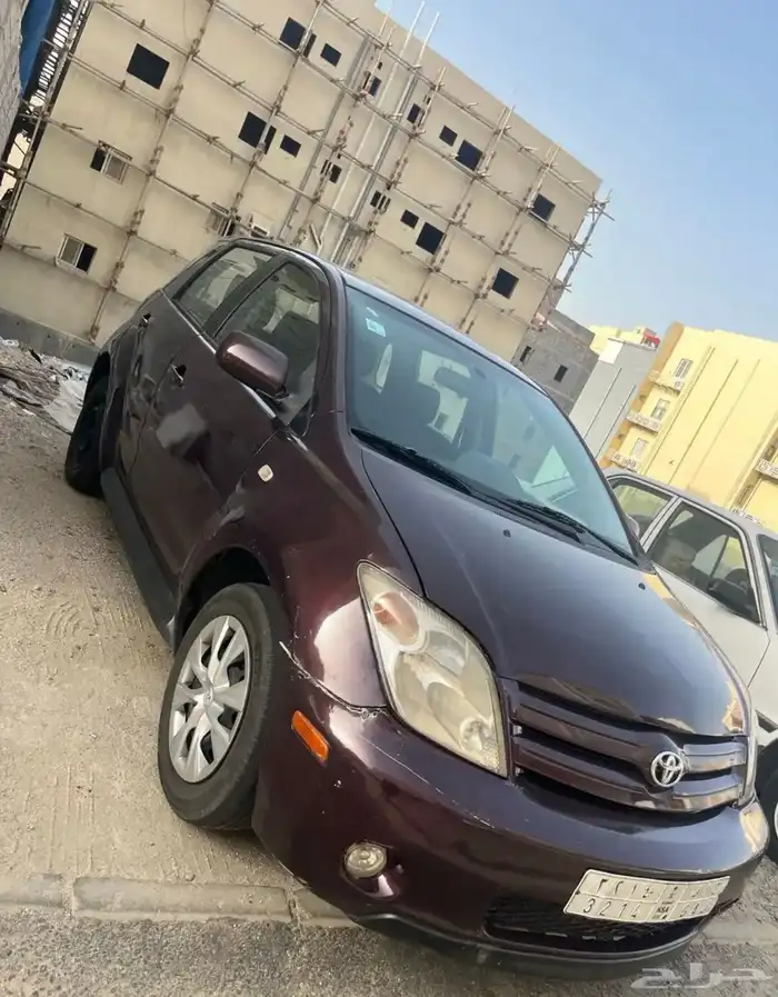 هاتشباك تويوتا XA 3