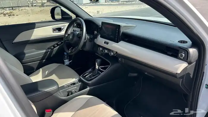 هوندا HR-V فئة الفل 2024 وكالة 6