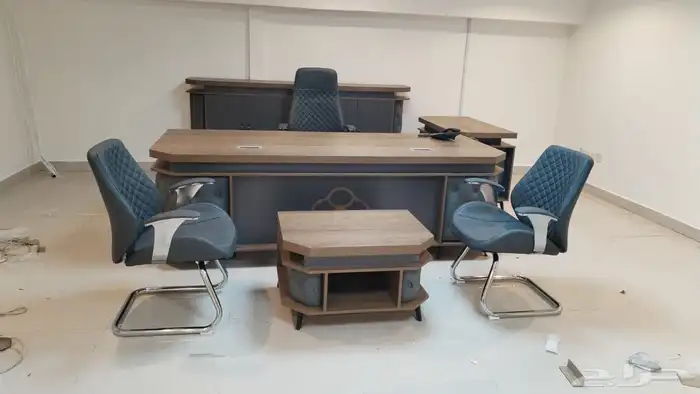 اثاث المكتبي أطقم   مكاتب و مكاتب   موظفين و دولاب ملفات و 2
