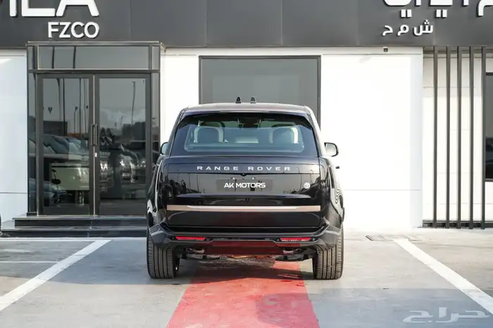 2025 رنج روفر SV LWB P615 ضمان خمس سنوات جديد اصفار 4