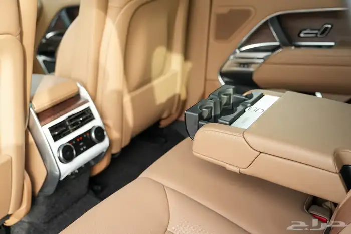 2024 Range Rover P400 HSE V6 ضمان خمس سنوات جديد اصفار 9