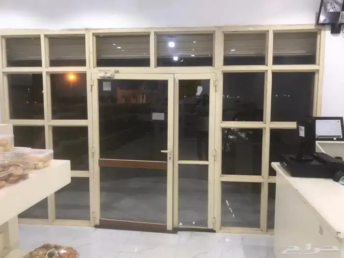 أغراض محل كامله 5