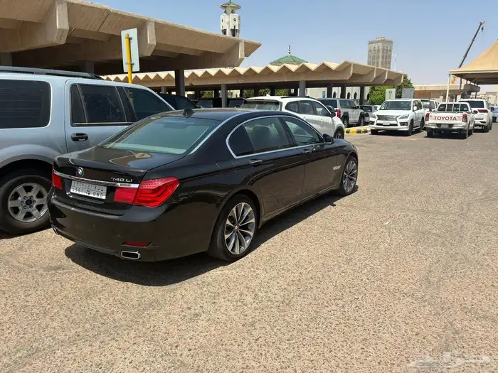بي ام دبليو مديل 2012 6