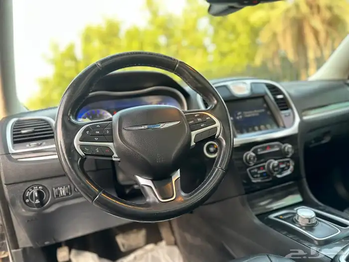 كرايزلر C300 موديل 2015 31