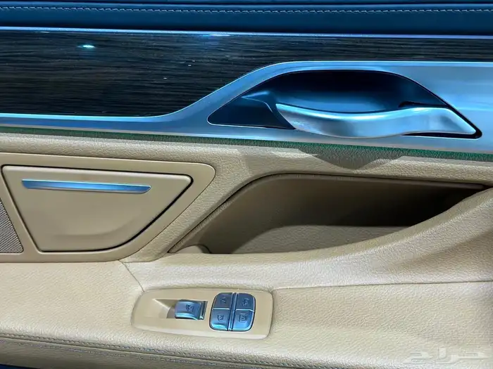 بي ام دبليو 730Li موديل 2020 الناغي 23