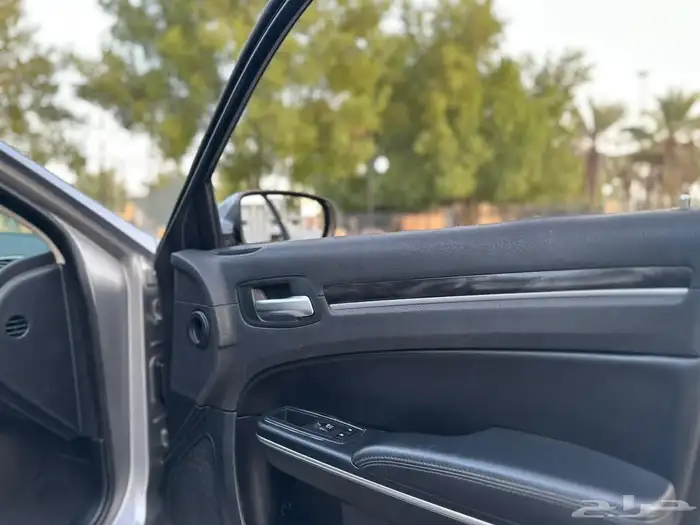 كرايزلر C300 موديل 2015 49
