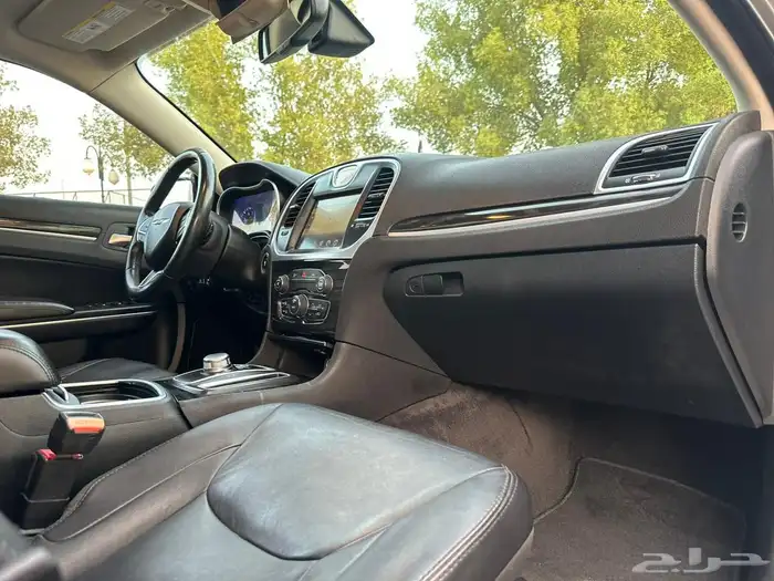 كرايزلر C300 موديل 2015 53