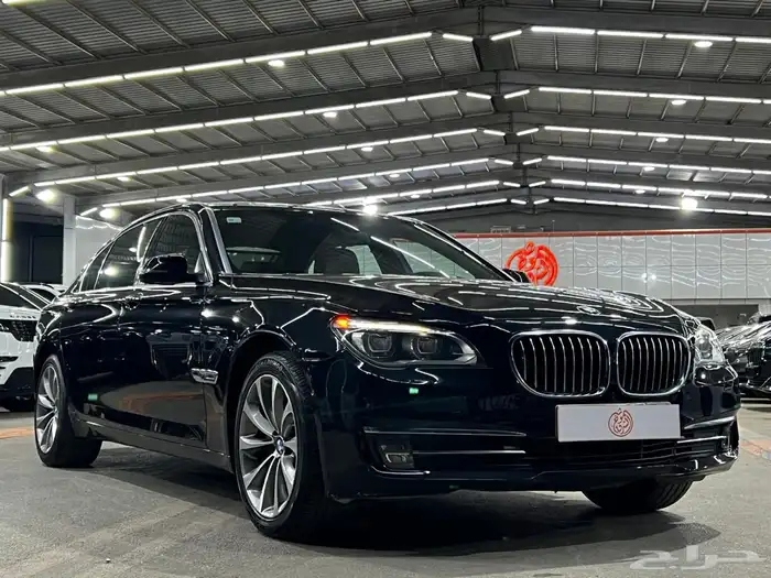 بي ام دبليو 730Li موديل 2015 0