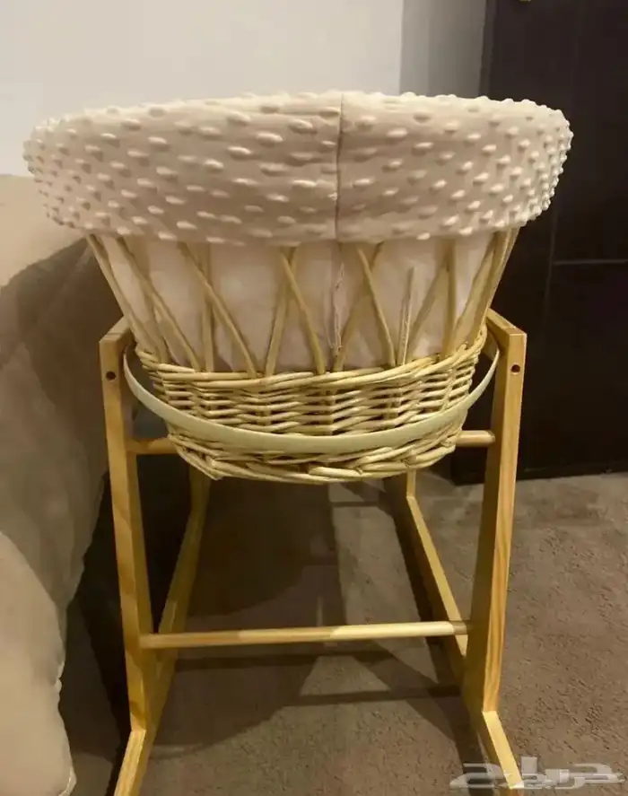 سرير اطفال 2