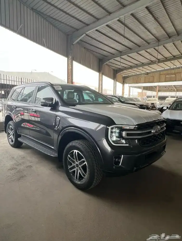 فورد ايفرست 2025 XLS بنزين بالنقد والتقسيط 1