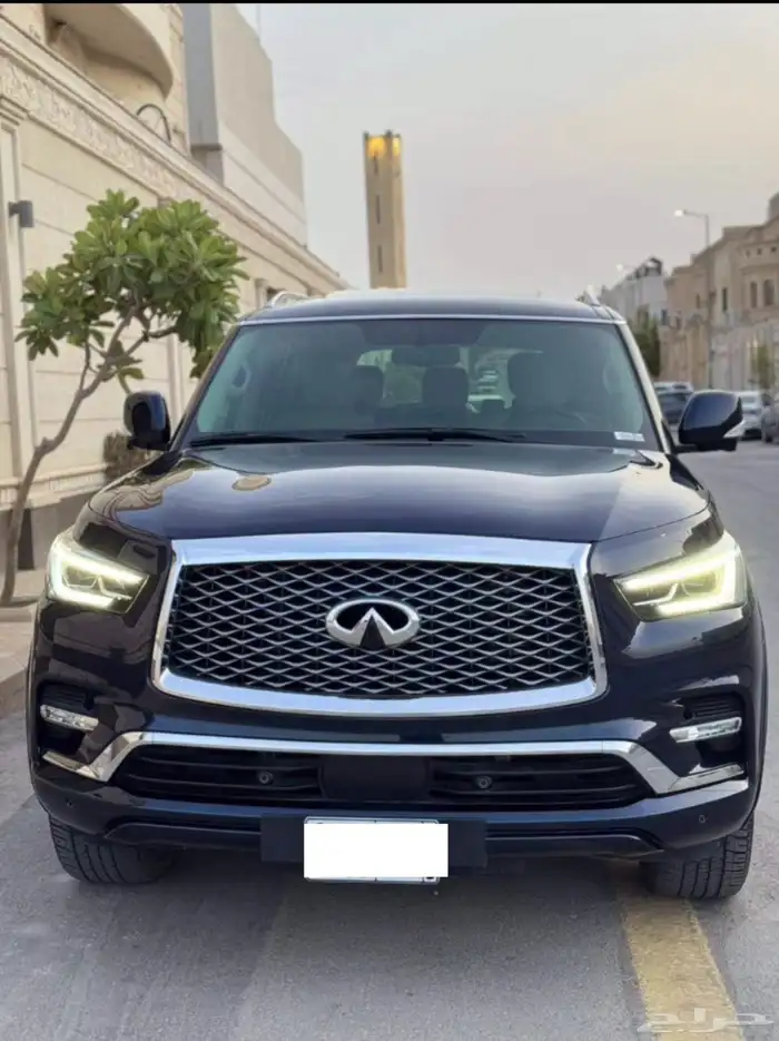 انفنتي QX80 2022 1