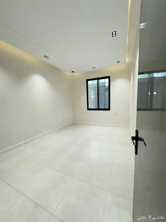 فرصه عقارية ادوار تمليك أبها جوار المطار تصميم كلاسيكي 12