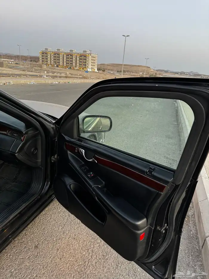 كاديلاك DTS 2005 17