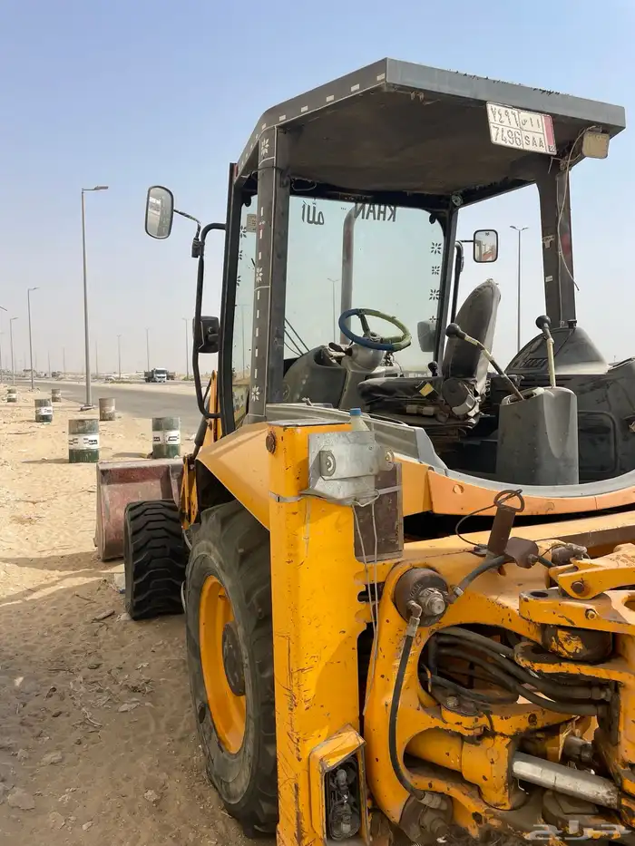 حفارة باكولهودر JCB 1