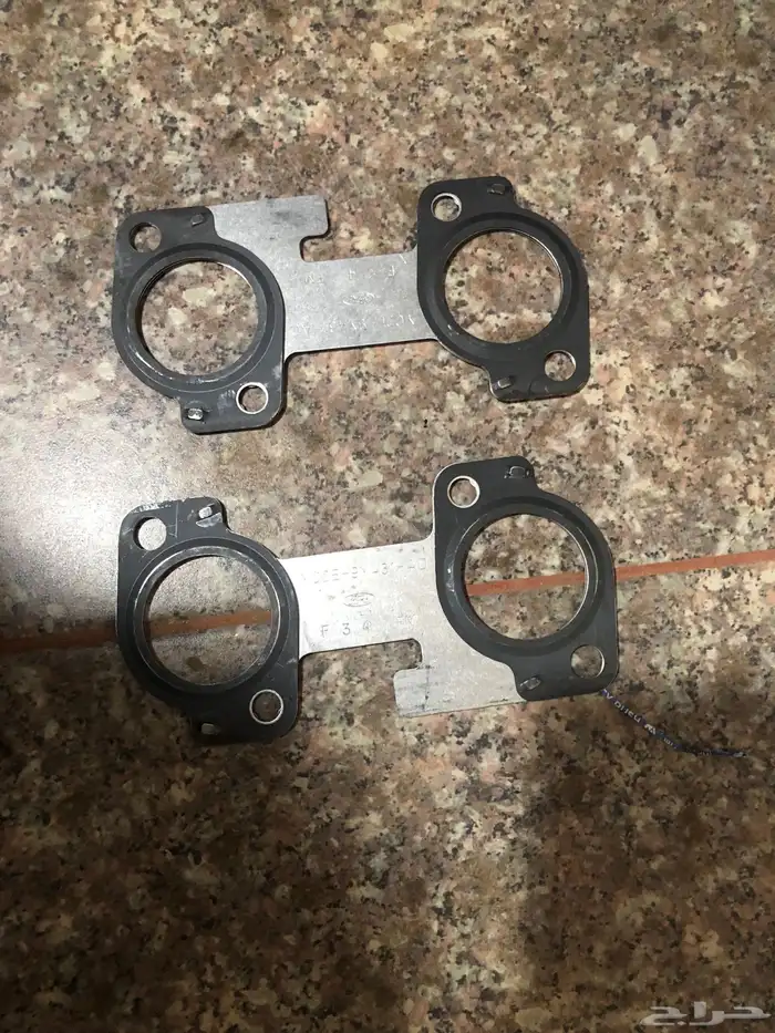 للبيع قطع غيار فورد 7