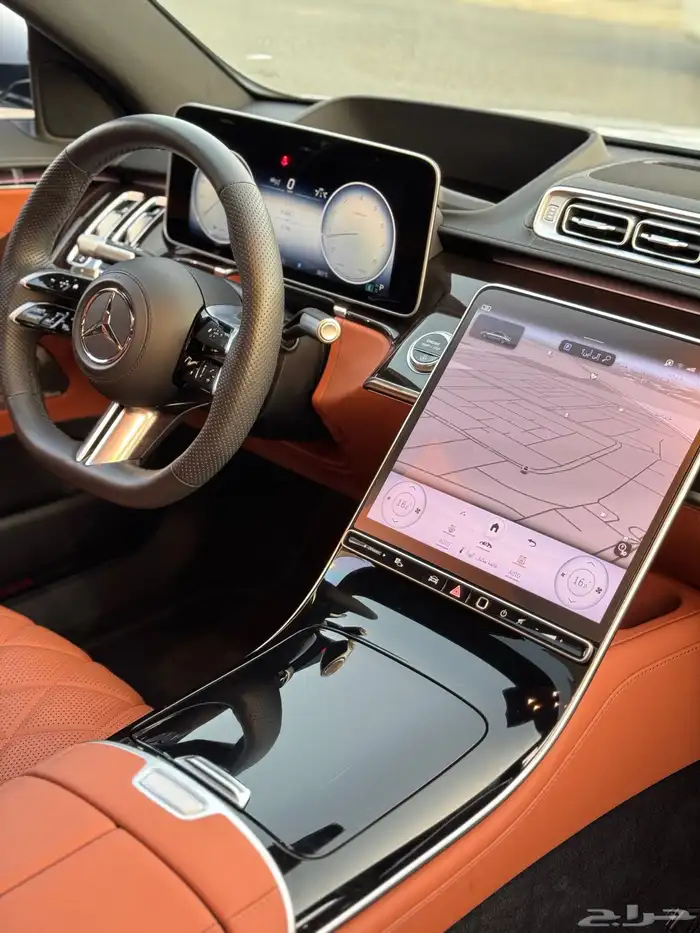 مرسيدس S500 AMG 2023 - شبه اصفار - عداد 4 الاف كيلو فقط 11