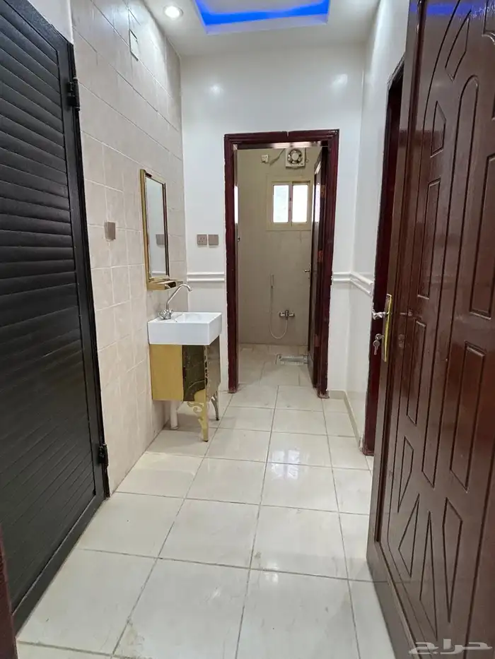 للبيع شقق تمليك دور ثاني تبوك حي الريان ب 350 الف 8