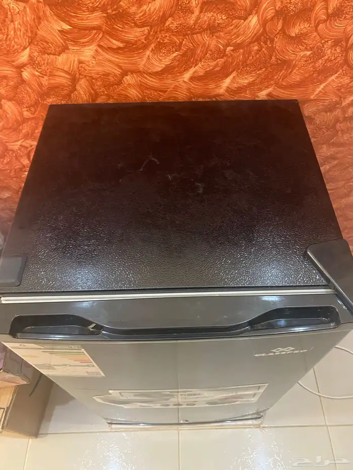 ثلاجة صغيرة كلاس برو سوداء جديدة 4