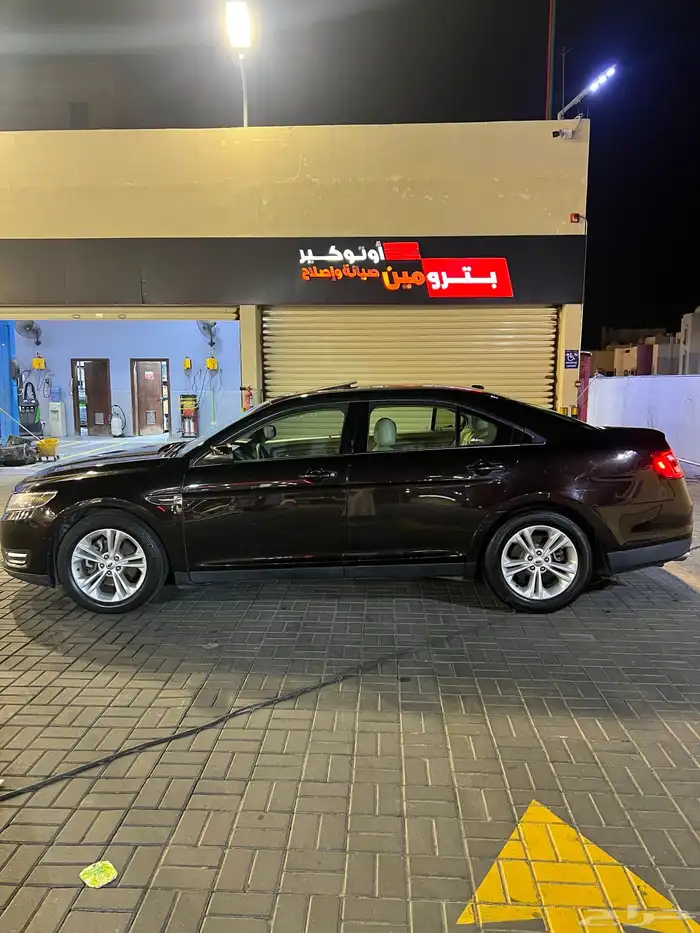 فورد تورس نص فل SEL 2013 6