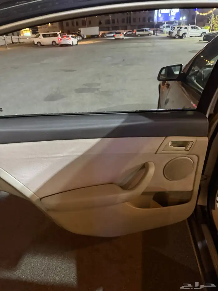 كابرس نضيف للبيع 8 سلندر 9