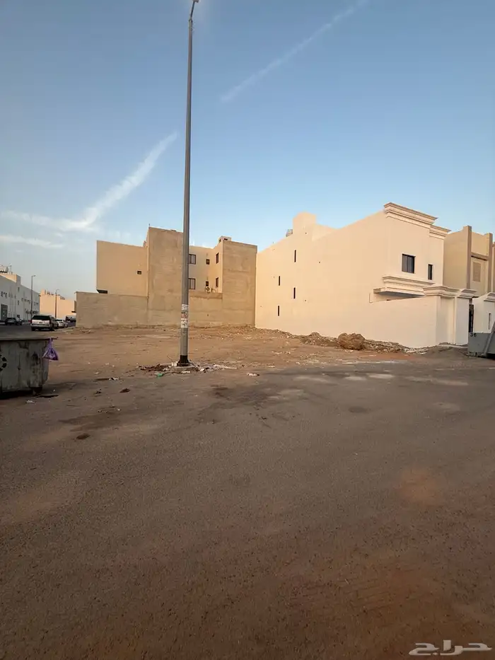 للبيع ارض في مخطط النبلاء م267 على شارعين 16م شمالي غربي 7