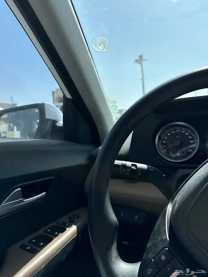 مطلوب استديو غرفة وحمام ومطبخ نظيف جدا للايجار الشهري 0