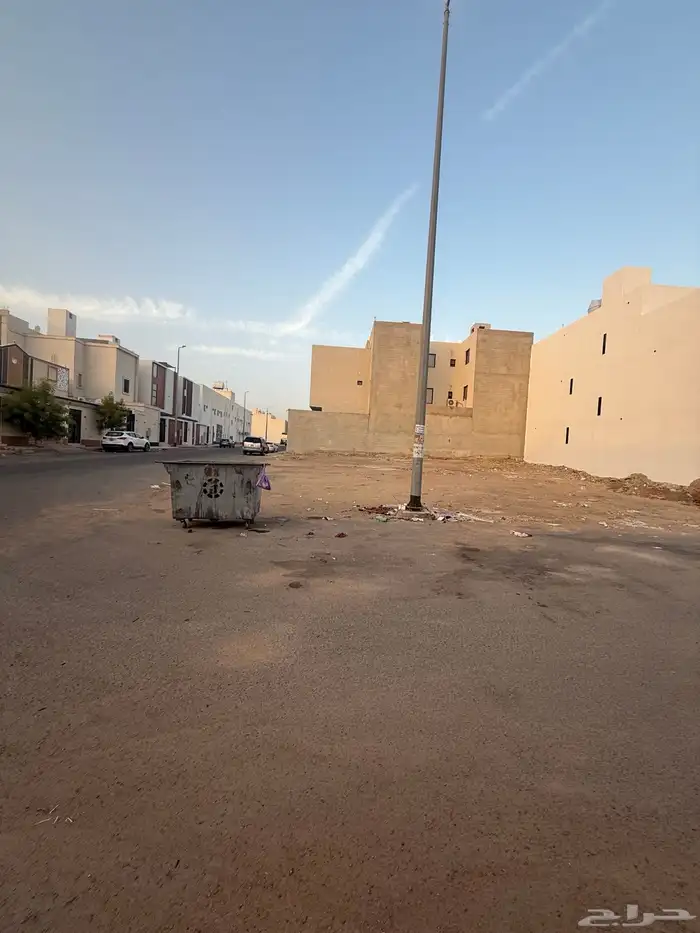 للبيع ارض في مخطط النبلاء م267 على شارعين 16م شمالي غربي 8