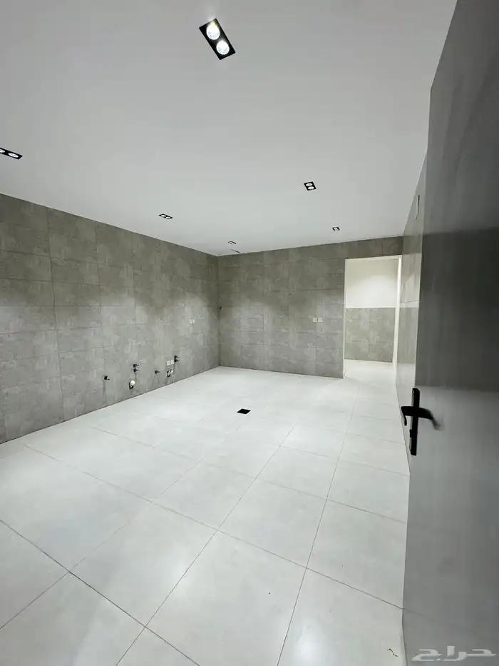 فرصه عقارية ادوار تمليك أبها جوار المطار تصميم كلاسيكي 28