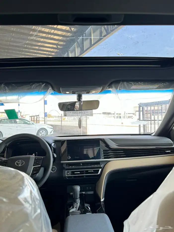 كامري 2025 LE بنزين تيتانيوم 13