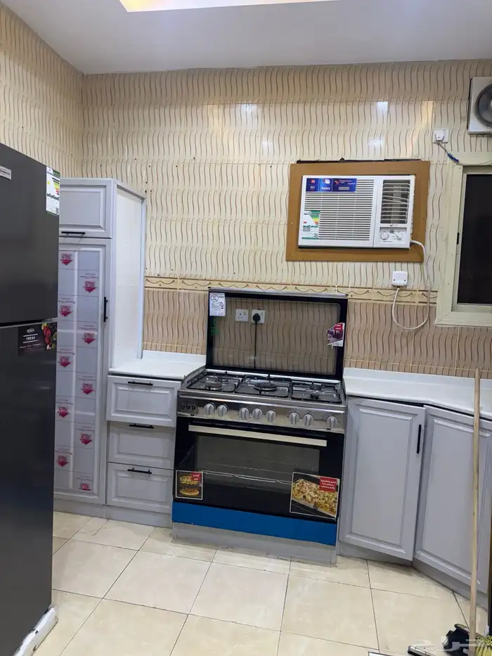 مطبخ استخدام اربع اشهر فقط 1