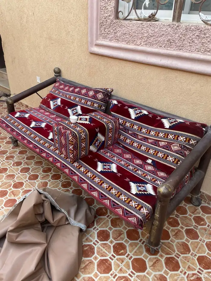 تكايات حديد جلسات خارجيه 3