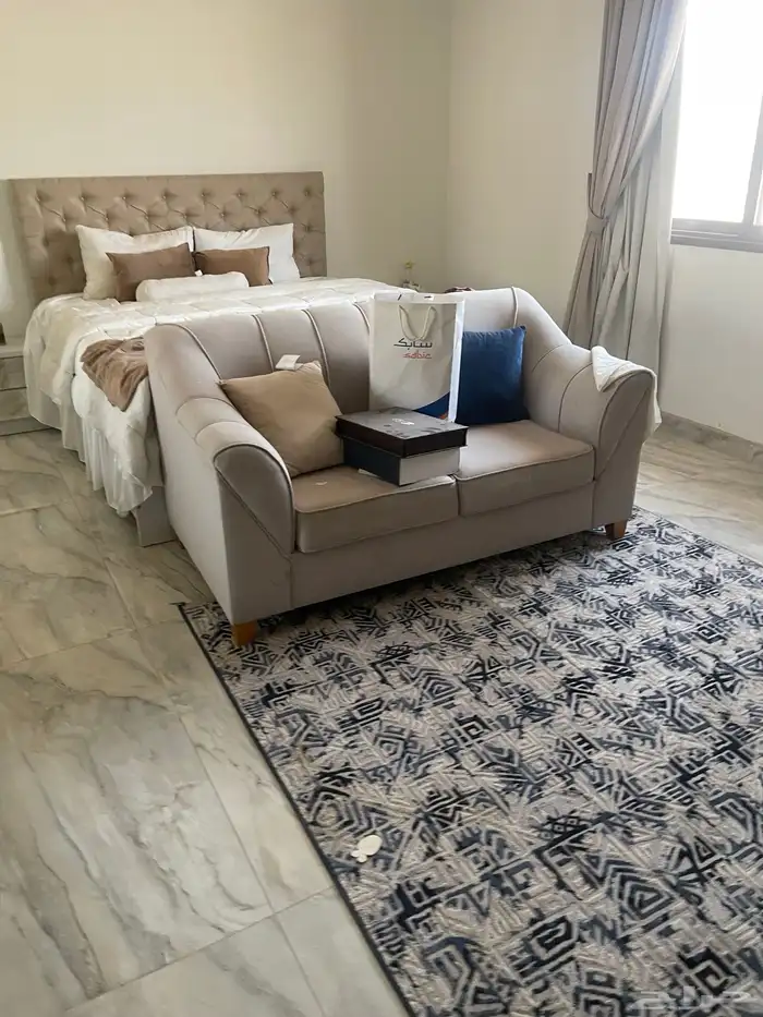 اثاث يعتبر جديد للبيع 9