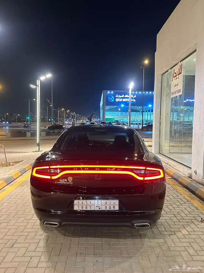 للبيع تشارجر 2021 SXT 3