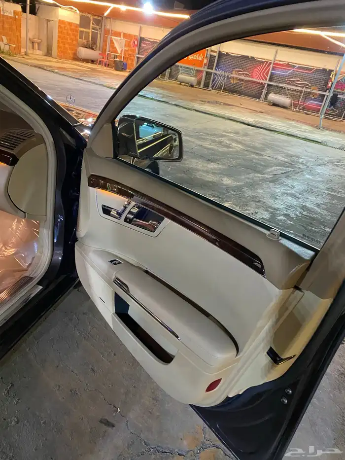 مرسيدس بانوراما S300 2012 جفالي 17
