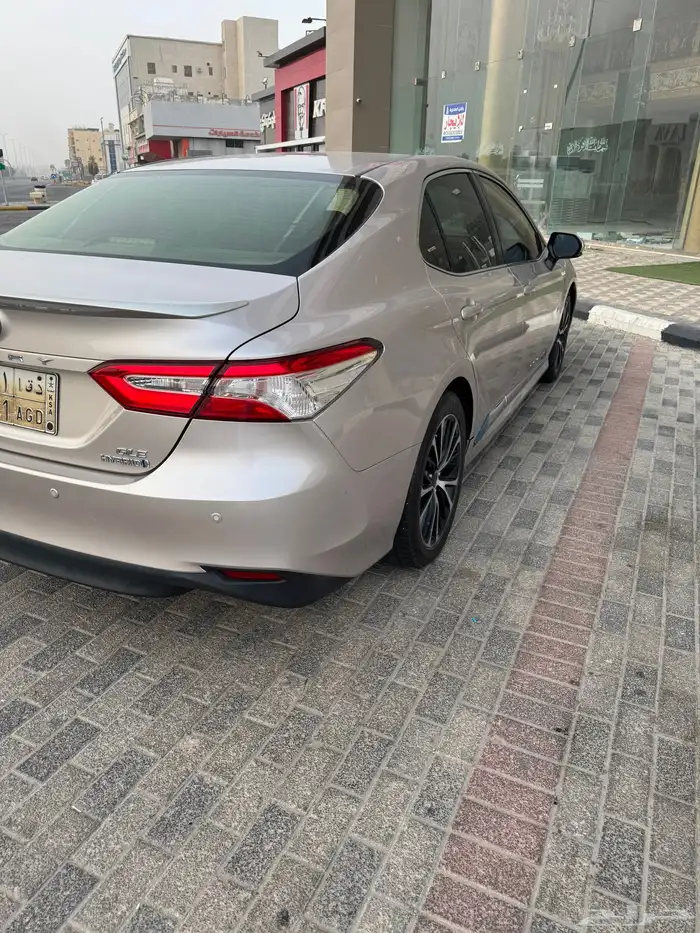 كامري 2019 GLE بانزين و كهرب 2